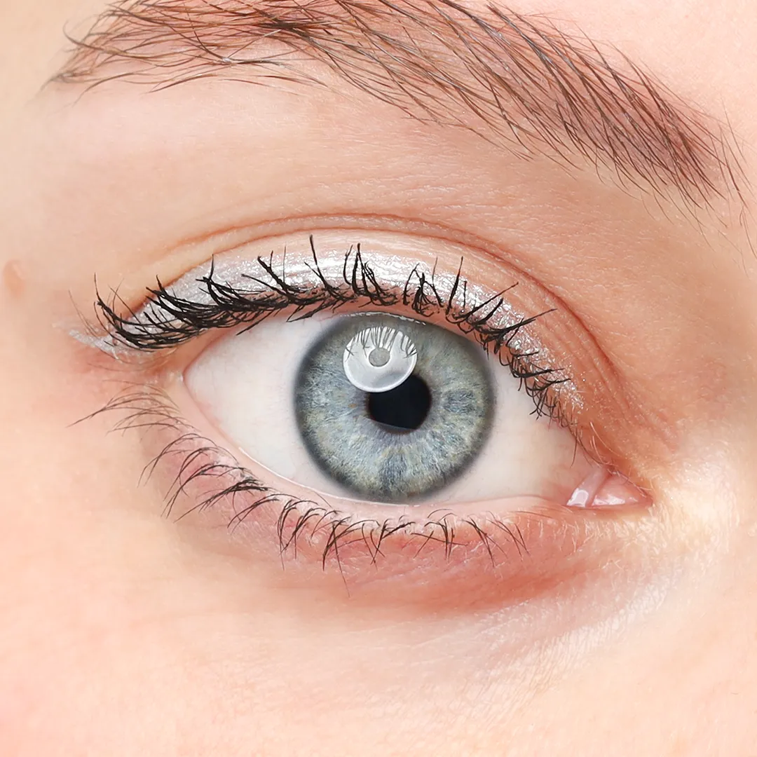106 - Kajal / Eyeliner Silver