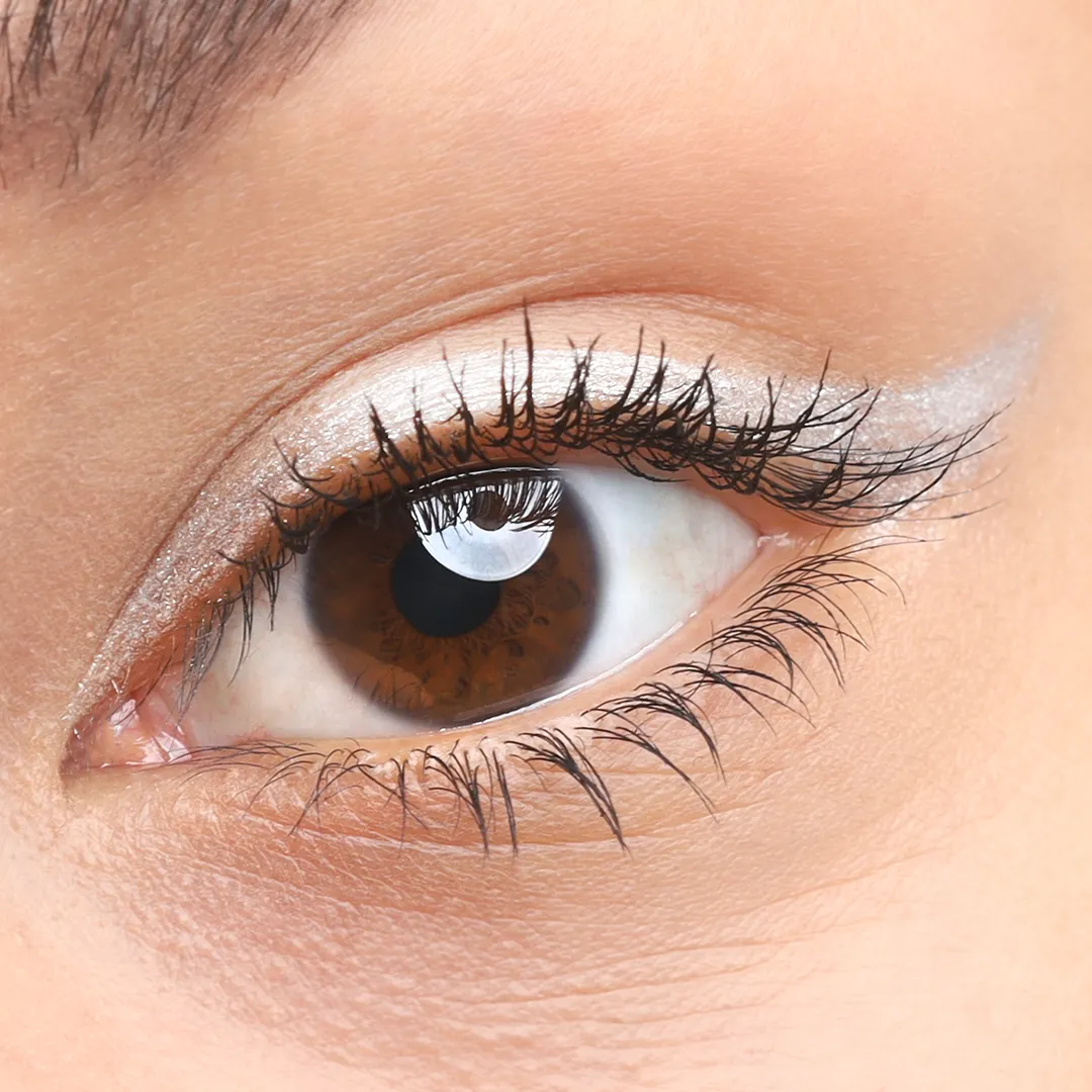 106 - Kajal / Eyeliner Silver