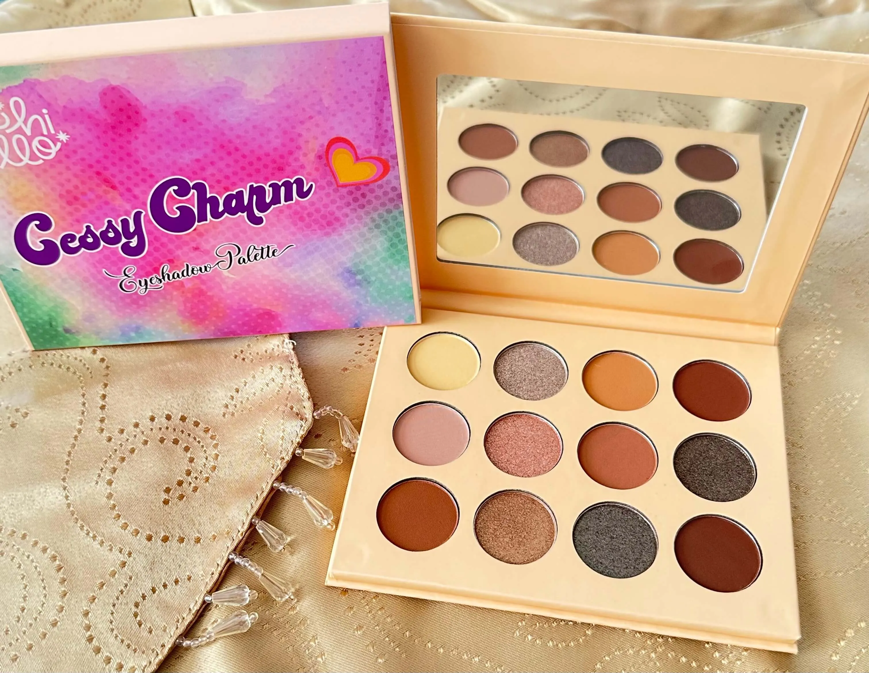 Nude Nouveau Eyeshadow Palette 12 shades